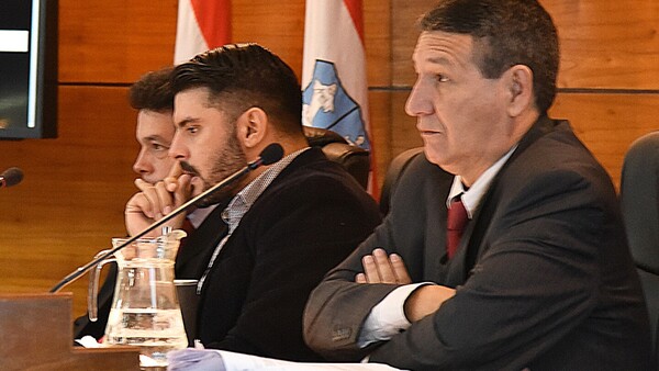 Nenecho debe ir hoy a la Junta para explicar destino de fondos