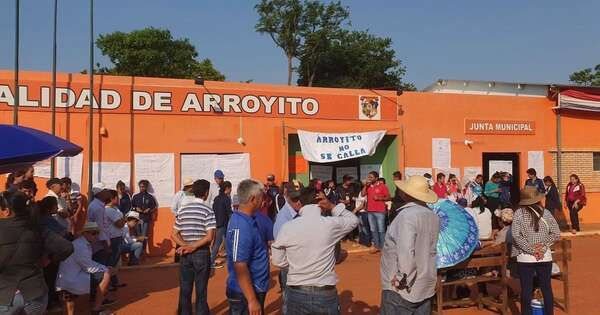 Diario HOY | Muni de Arroyito: ordenan despeje de manifestantes para reanudar servicios