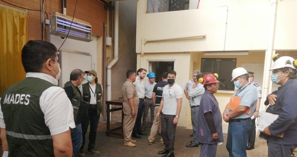 Ochsi recibe multa millonaria por haber contaminado el arroyo San Lorenzo » San Lorenzo PY