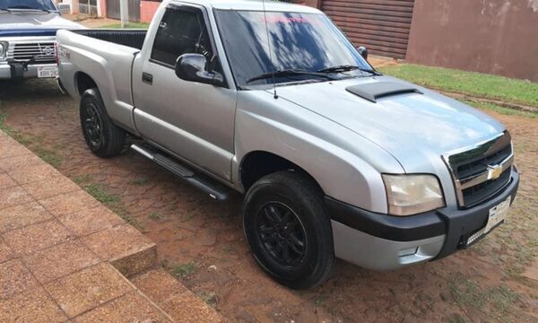 Marginales roban la camioneta de un trabajador en el barrio Pablo Rojas – Diario TNPRESS