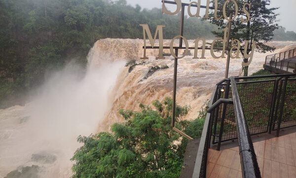 Saltos del Monday y Ñacunday pasarán a denominarse Cataratas