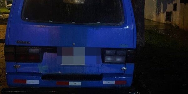 Hallan furgoneta utilizada por asaltantes de casa de cambios