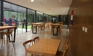Inauguran comedor y casetas de seguridad en el Congreso