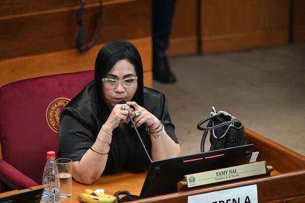 Video: Norma Aquino aparentemente ni sabe cuántos senadores hay, pero asegura que será presidenta de la Cámara Alta - Política - ABC Color