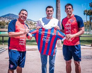 Dani Güiza: visita al plantel y “este año tenemos que salir campeones” - Cerro Porteño - ABC Color
