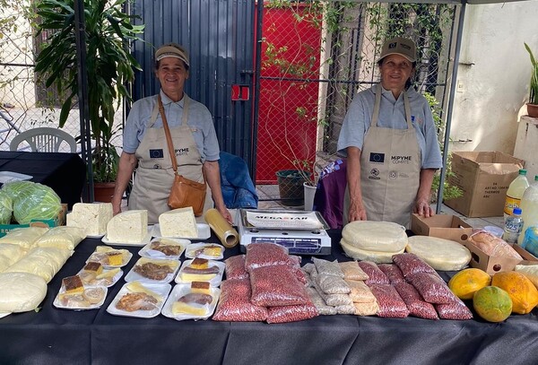 FECOPROD llevó “De mi chacra a tu casa” al Mercado 4