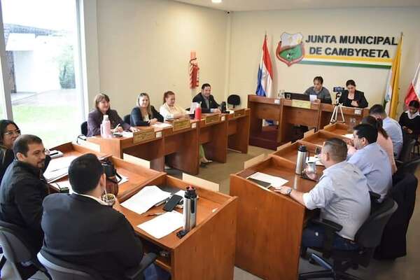 Concejal denuncia irregularidades en ejecución presupuestaria 2023 en Cambyretá - Política - ABC Color
