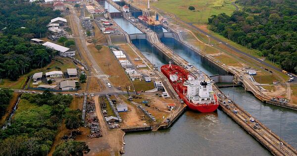 La Nación / Crisis por escasez de agua en el Canal de Panamá no acabaron, advierten