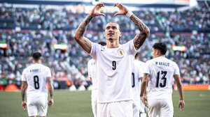 Versus / Uruguay sale a buscar la clasificación a cuartos ante una Bolivia herida
