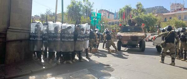 Analista internacional afirma que Bolivia vive una crisis que ya se instaló en el 2019 - Megacadena - Diario Digital