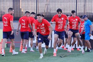 La Albirroja entrena pensando en Brasil