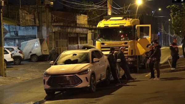 Triple choque con dos alcoholizados al volante en zona del Abasto - Policiales - ABC Color