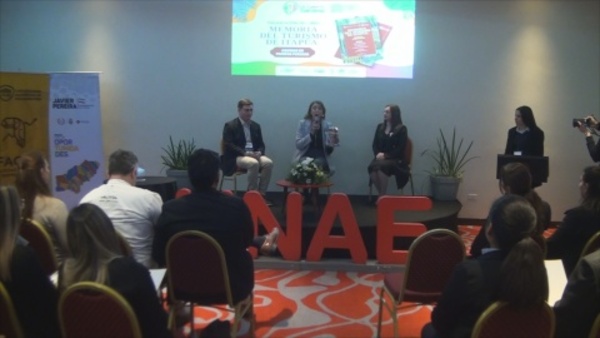 Exitoso desarrollo del VIII Seminario de Hotelería y Turismo "Perspectivas para el desarrollo regional"