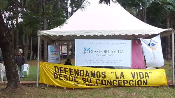Organización provida denuncia discriminación