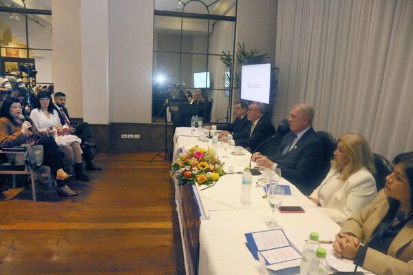 Conversatorio para promover seguridad y estabilidad de jueces y fiscales