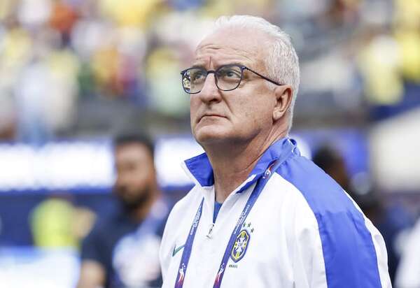 Dorival rebate las críticas: "No vi a ninguna selección jugando mucho mejor que nosotros" - Fútbol Internacional - ABC Color
