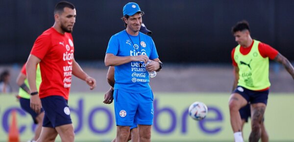 Versus / El calor excesivo en Las Vegas afecta a los entrenamientos de la Albirroja, según Garnero