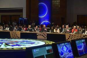 Aprovechan presencia de la OEA para denunciar complicidad del Gobierno con el crimen organizado - Política - ABC Color