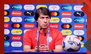 El calor excesivo en Las Vegas afecta a los entrenamientos de la Albirroja, según Garnero