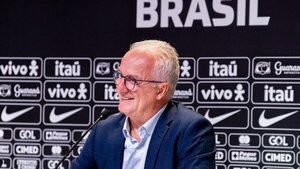 Dorival rebate las críticas y pide paciencia ante Paraguay