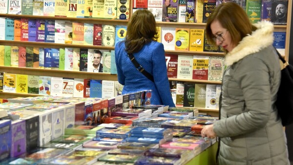 La Feria Internacional del Libro propone hoy una nutrida agenda