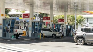 Un emblema privado se suma a la baja en precio del diésel
