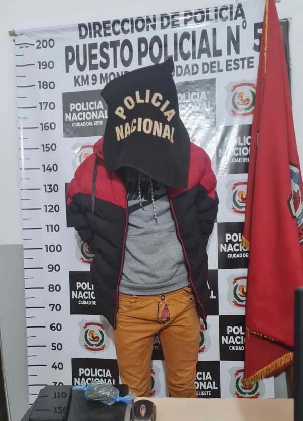 Policías atrapan a presunto adicto y extorsionan a familiares para liberarlo - La Clave