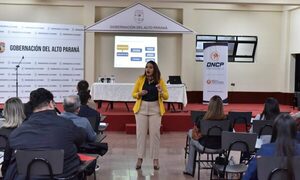 DNCP y Contraloría realizan taller de capacitación sobre la implementación de Gobernanza Efectiva.