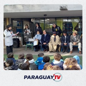 Emotiva actividad en la Escuela República del Paraguay de Montevideo • PARAGUAY TV HD