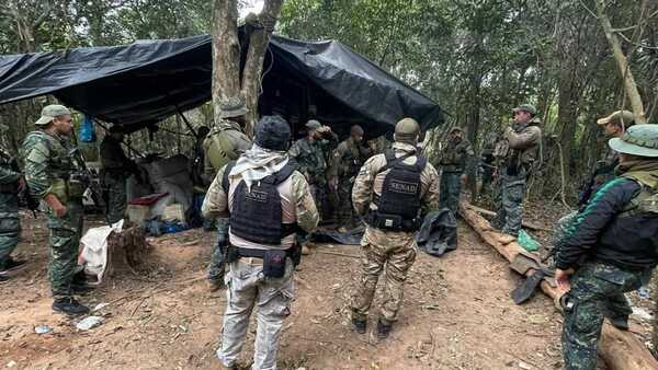 Video: Senad destruye campamento narco ligado a Macho en Canindeyú