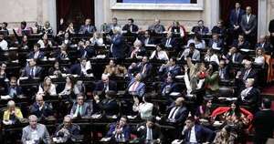 La Nación / Congreso argentino aprobó la “Ley Bases” de Milei