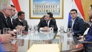 Latorre no toma postura sobre proyecto que plantea extender mandato de intendente