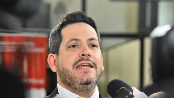 Raúl Latorre: prórroga de mandato de intendentes requiere profunda evaluación