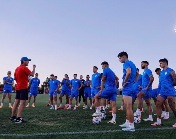 Copa América: Paraguay mantendrá la base para enfrentar a Brasil · Radio Monumental 1080 AM