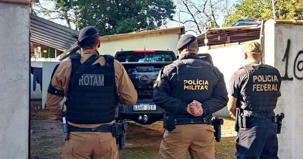 Diario HOY | Vehículo “cabrito” fue descubierto con droga: logró escapar en la aduana brasileña