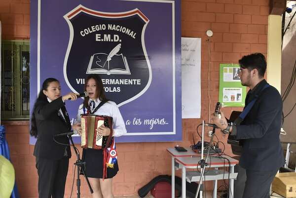 Ayolas: Colegio Nacional celebra 44 años de vida institucional - Nacionales - ABC Color