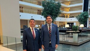 Entregan nota de abogados de Abdo al representante de OEA en Paraguay