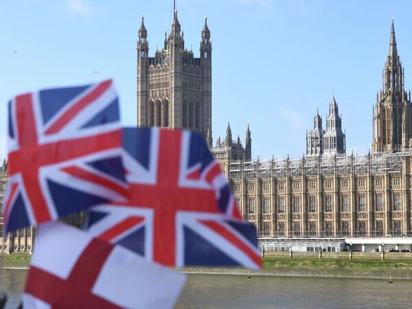 El PIB brit谩nico crece un 0,7% en el primer trimestre de 2024, seg煤n datos revisados - Revista PLUS