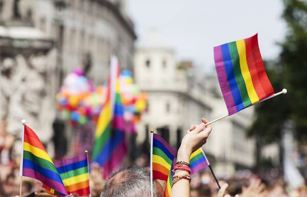 Ciudad de México desplegará casi 2.400 policías para la marcha del Orgullo LGTBi - Mundo - ABC Color