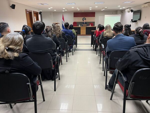 Se desarrolló el Módulo II en el Diplomado en Derecho Civil y Comercial en Coronel Oviedo