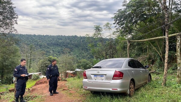 Policía recupera automóvil, motocicleta y un camión robados en Alto Paraná