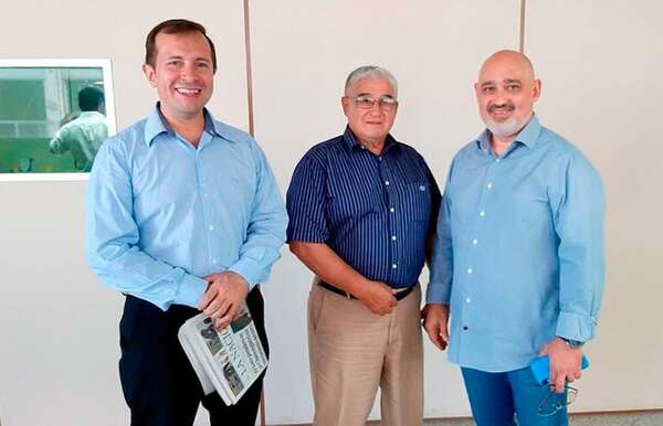 Juez ratifica preliminar de procesados por supuesto desvío millonario en Essap - Nacionales - ABC Color