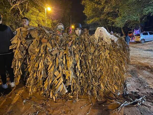 Con alegría celebran la tradición de los kamba ra’anga en Altos - Nacionales - ABC Color