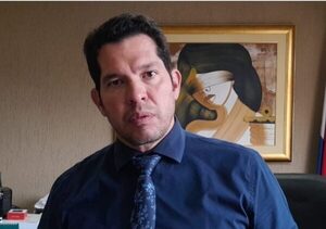 Juez no da trámite a excepción porque la ley no permite su uso contra actos del proceso