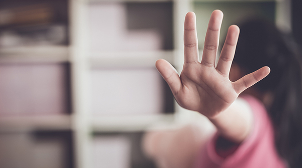 Imputan a abuelo y nieto por supuesto abuso a dos niñas