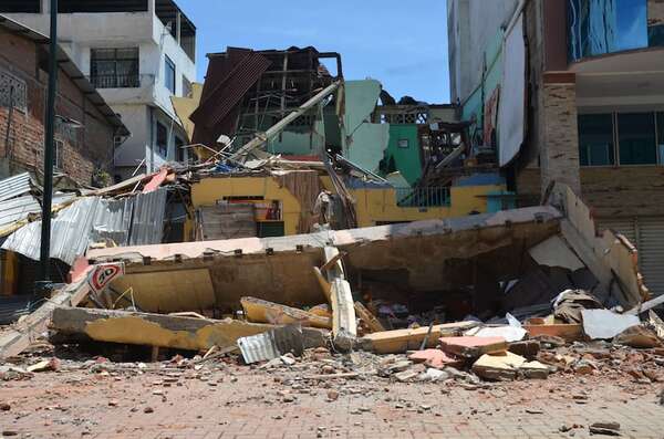 Siguen las réplicas en Perú tras sismo de magnitud 7 - Mundo - ABC Color