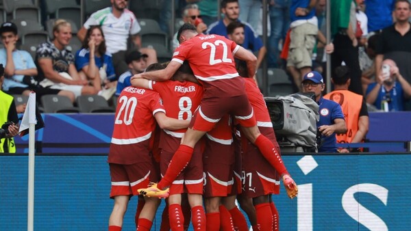 Suiza echa a Italia y está en cuartos de final de la Eurocopa