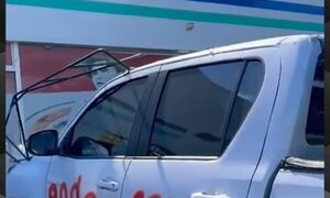 (VIDEO)Celosa dejó mensaje en el auto de su chuli que fue al Rally