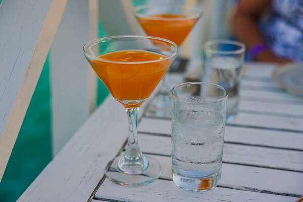 Que en tu barra de tragos no falte cóctel Olympic esta noche - Gastronomía - ABC Color