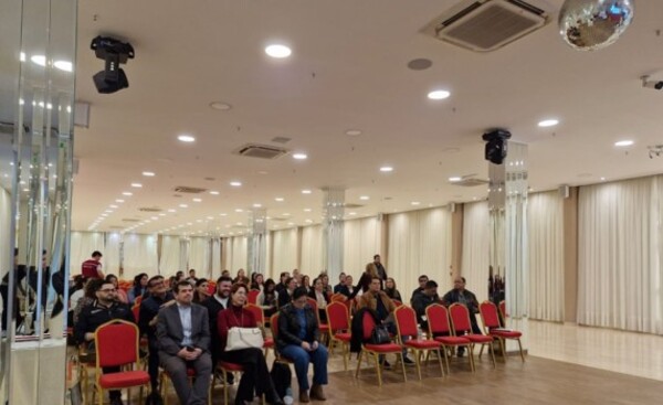 Taller para manejo de diabetes e hipertensión arterial